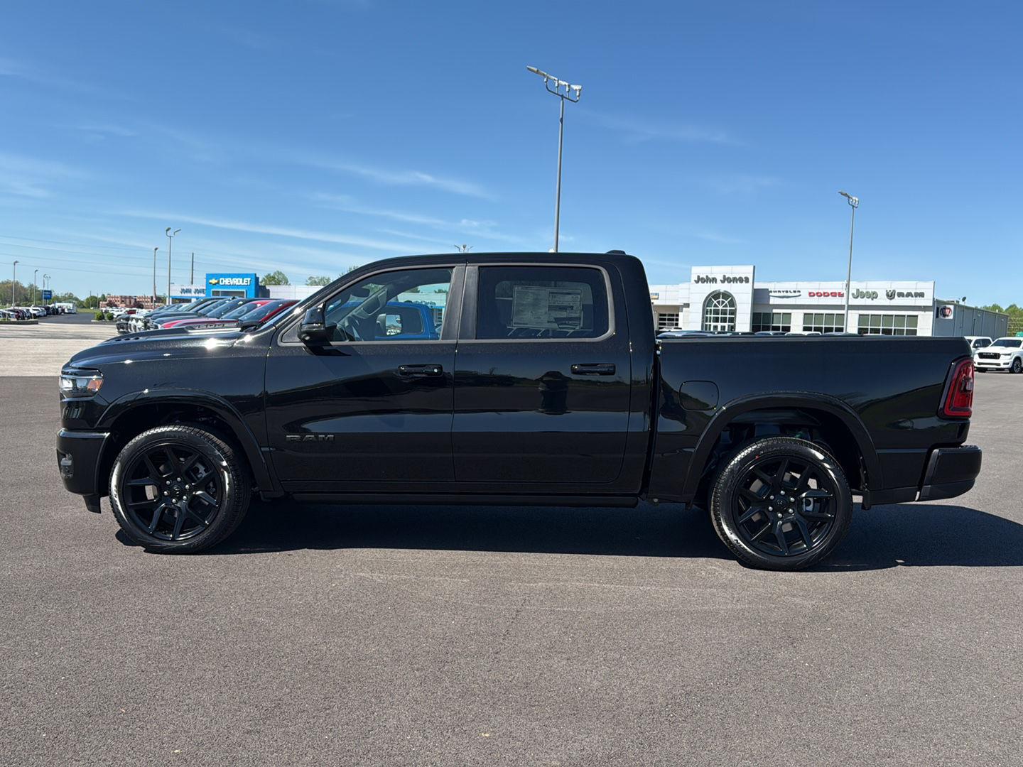 2025 Ram 1500 Laramie photo 3