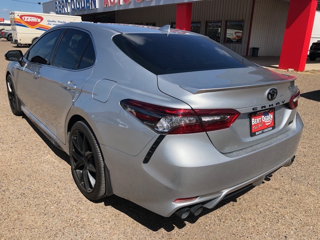 2021 Toyota Camry XSE photo 4