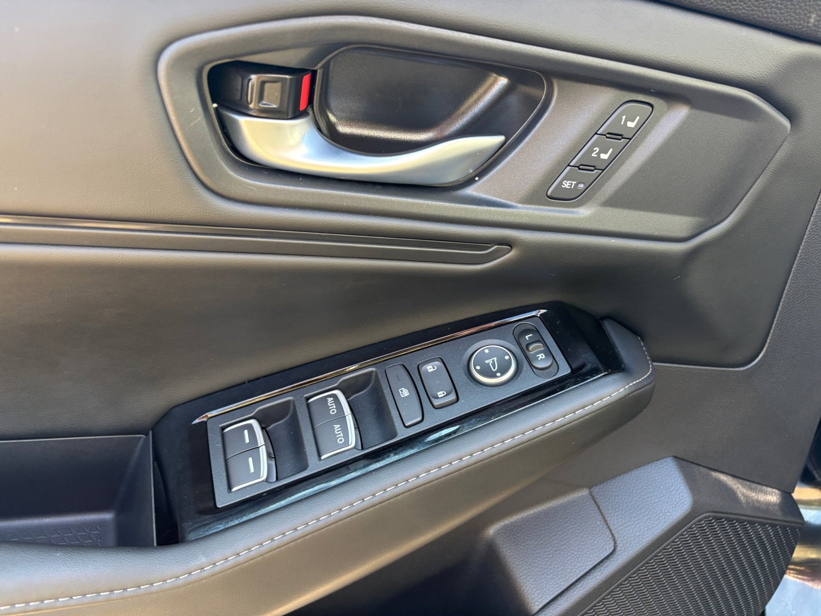 2024 Honda Accord Hybrid Touring photo 27