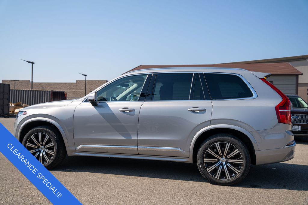 2023 Volvo XC90 B5 Plus photo 4