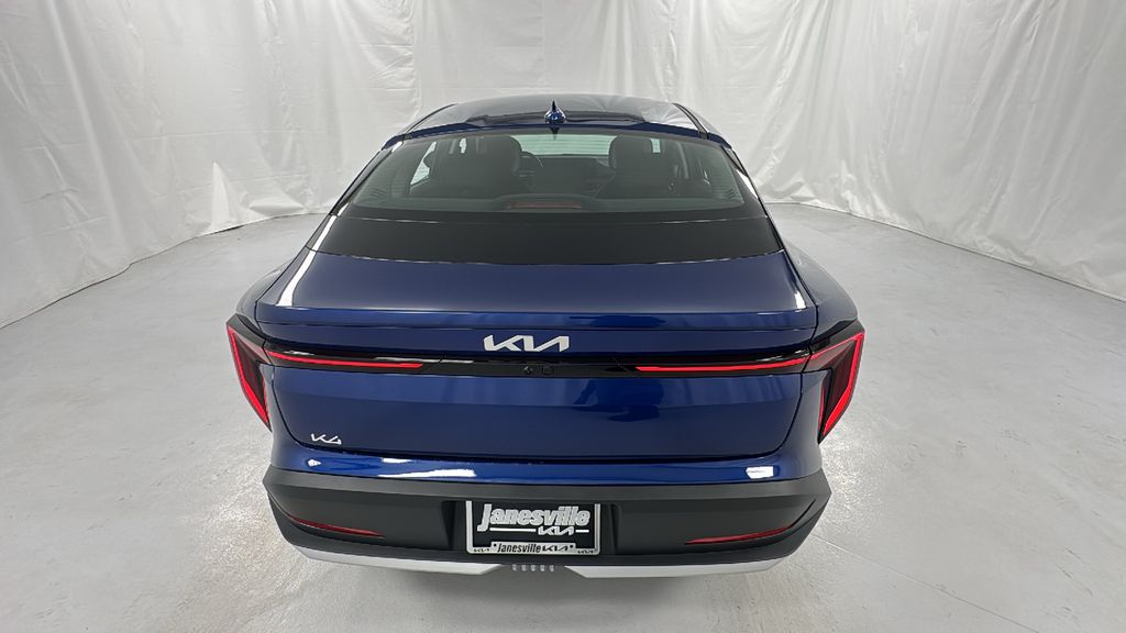 2025 Kia K4 LXS photo 4