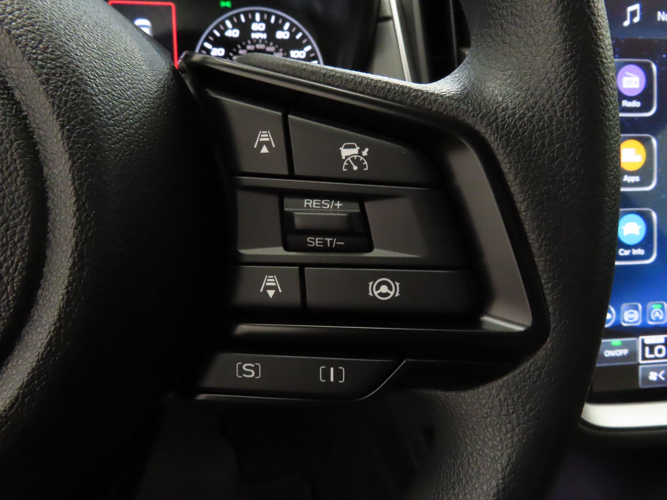 2025 Subaru Crosstrek Premium photo 13