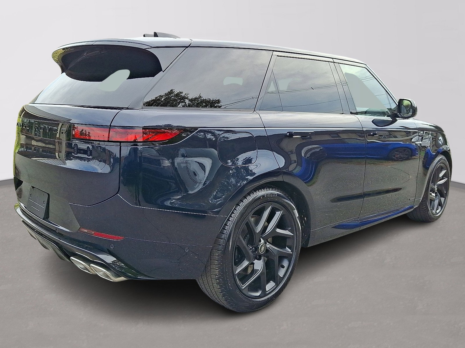 2025 Land Rover Range Rover Sport Autobiography photo 3