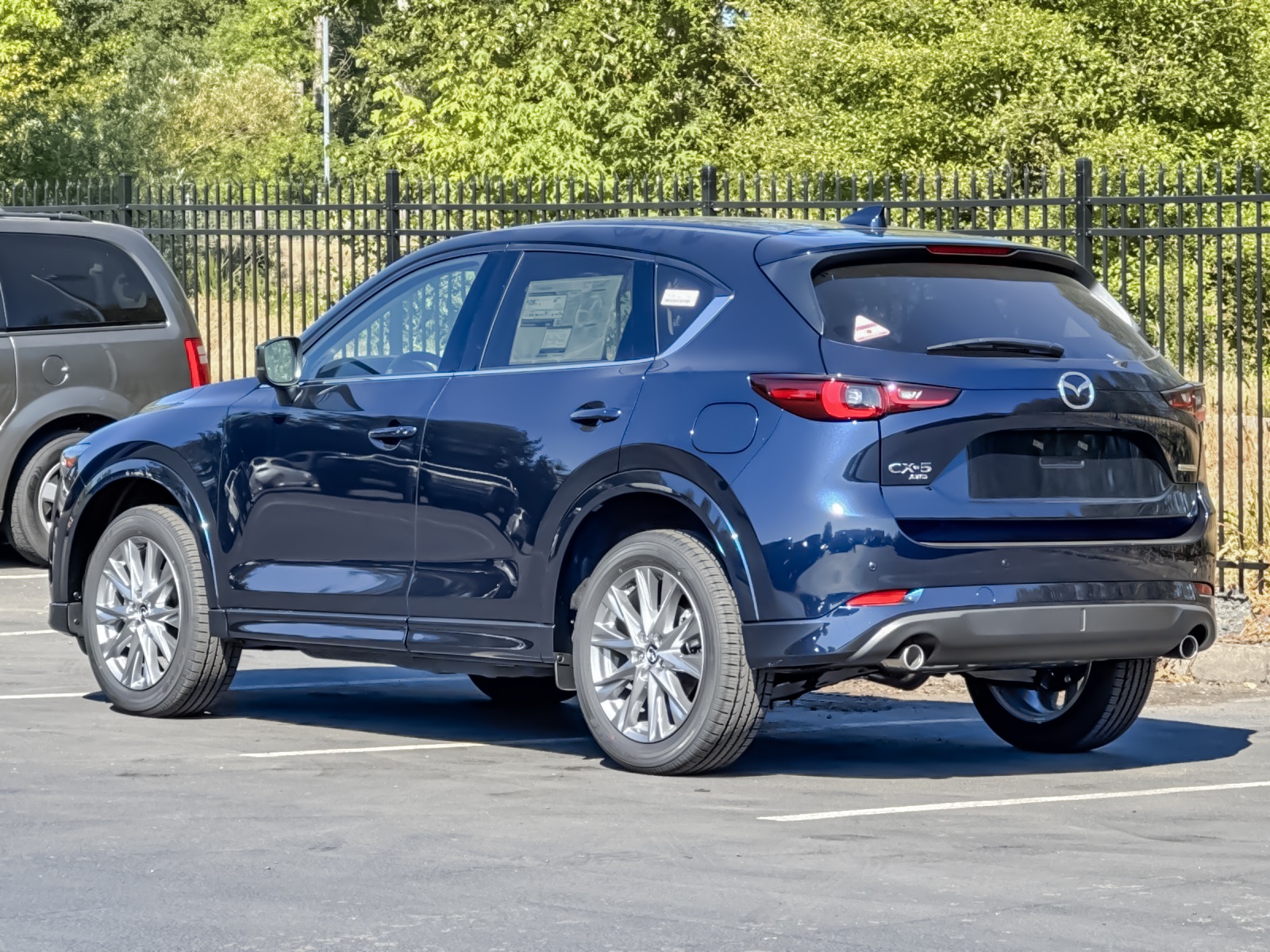 2025 Mazda CX-5 2.5 Premium Plus photo 4