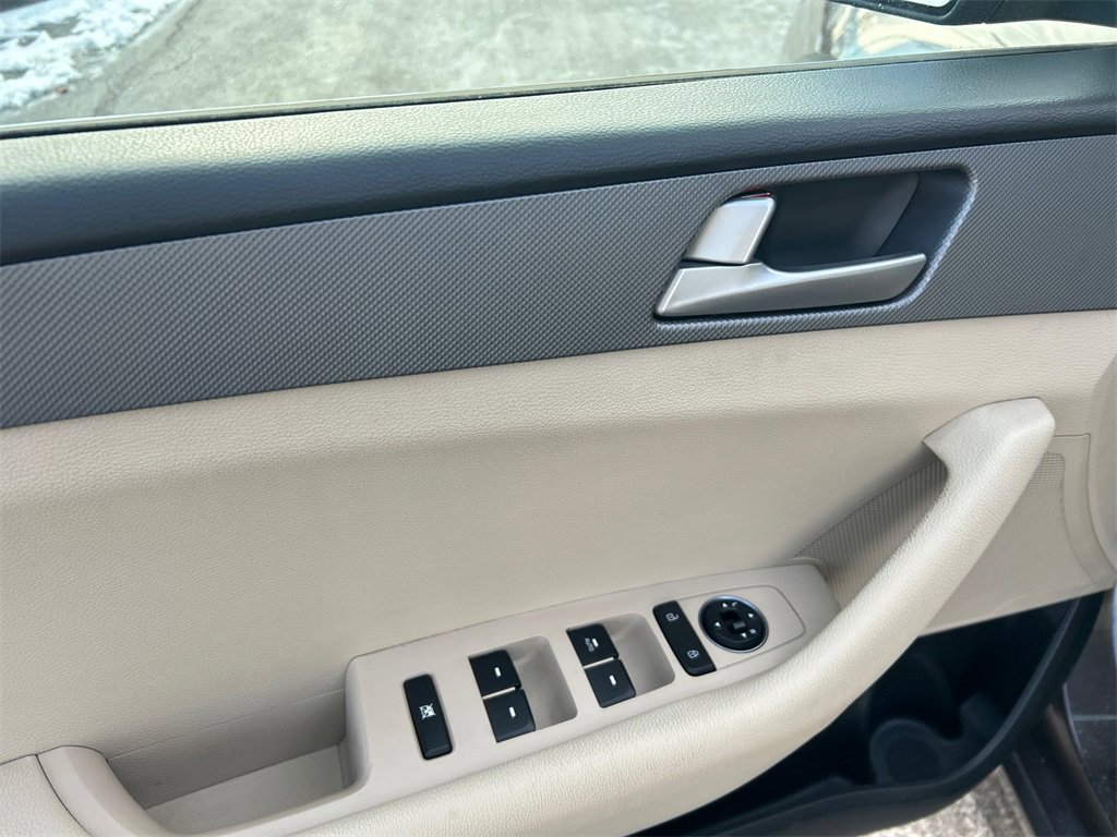 2017 HYUNDAI SONATA - Image 13