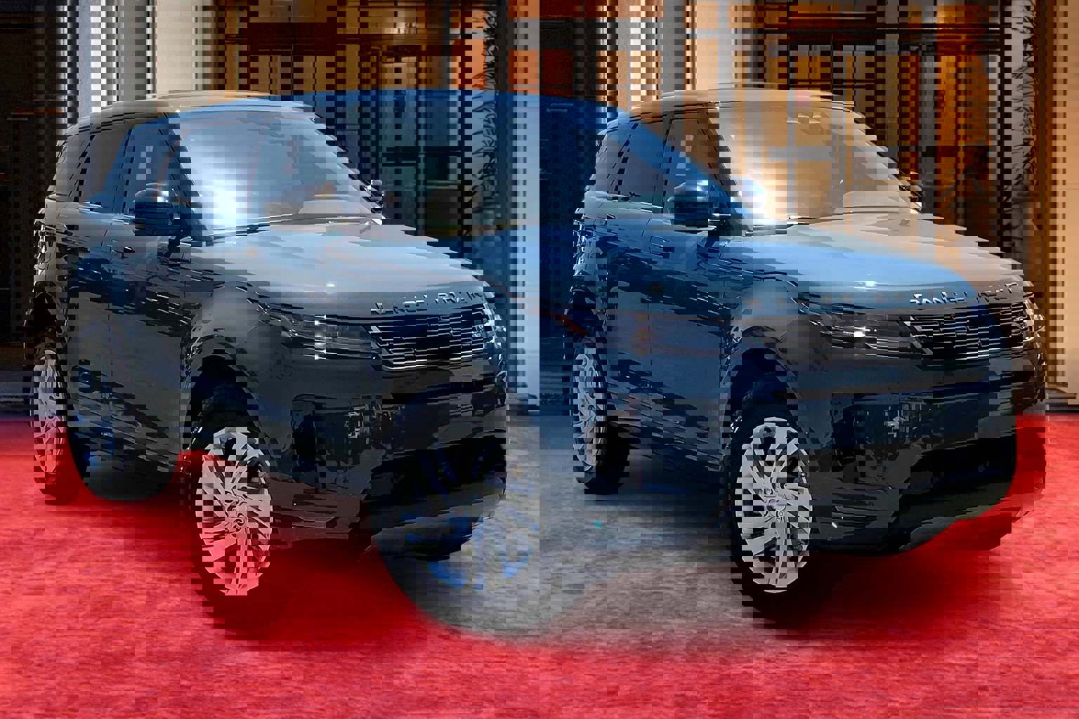 2026 Land Rover Range Rover Evoque S photo 2