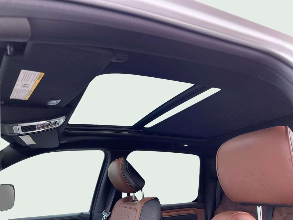 2020 Ram 1500 Laramie Longhorn photo 18