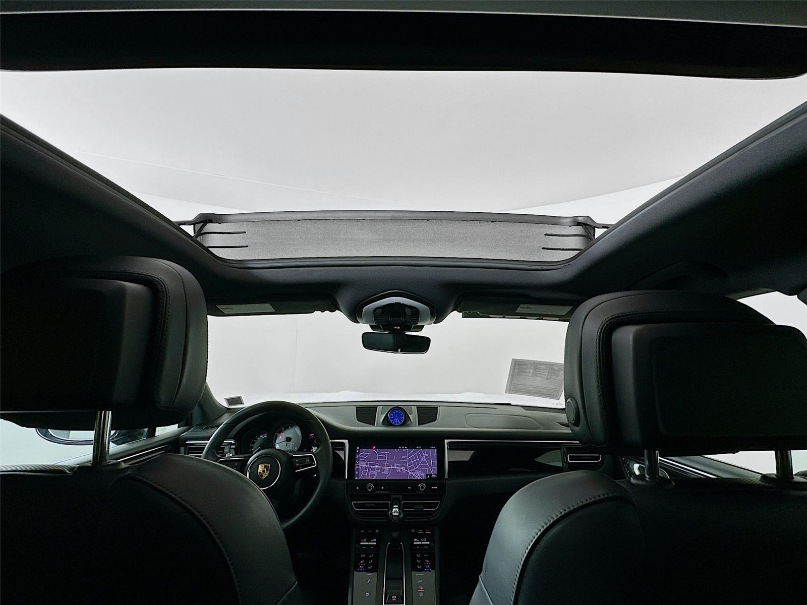 2023 Porsche Macan S photo 21