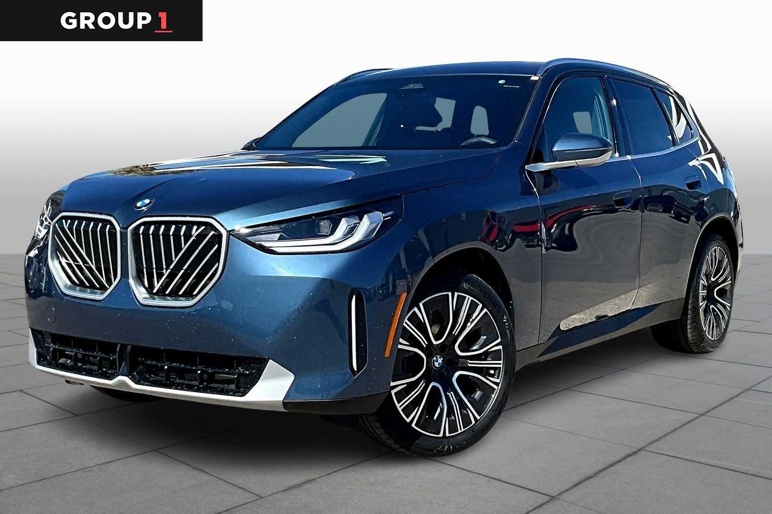 2026 BMW X3 30's photo