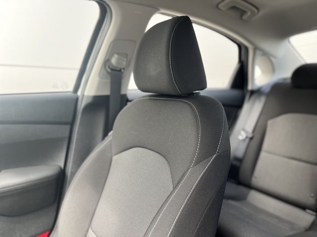 2022 Kia Forte LXS photo 39