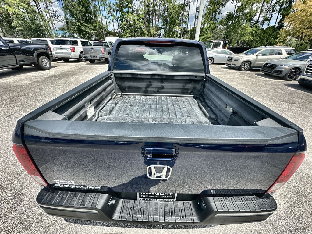 2017 Honda Ridgeline RTL-T photo 24