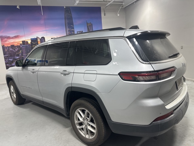 2023 Jeep Grand Cherokee Laredo photo 4