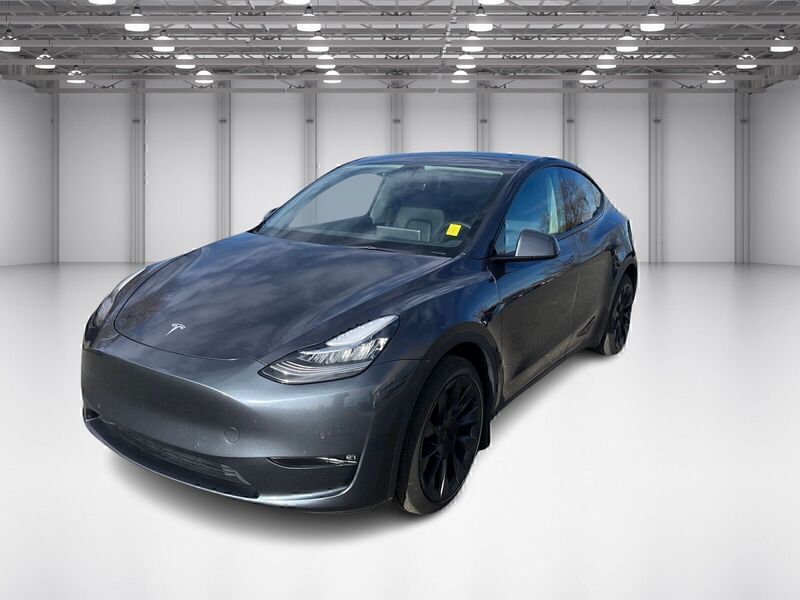 2022 Tesla Model Y Long Range's photo