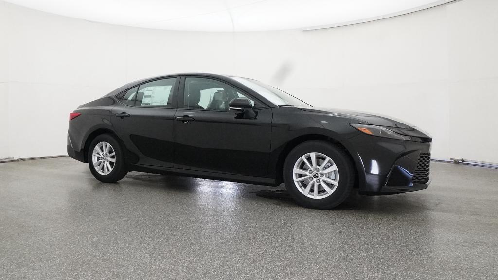 2026 Toyota Camry LE photo 28