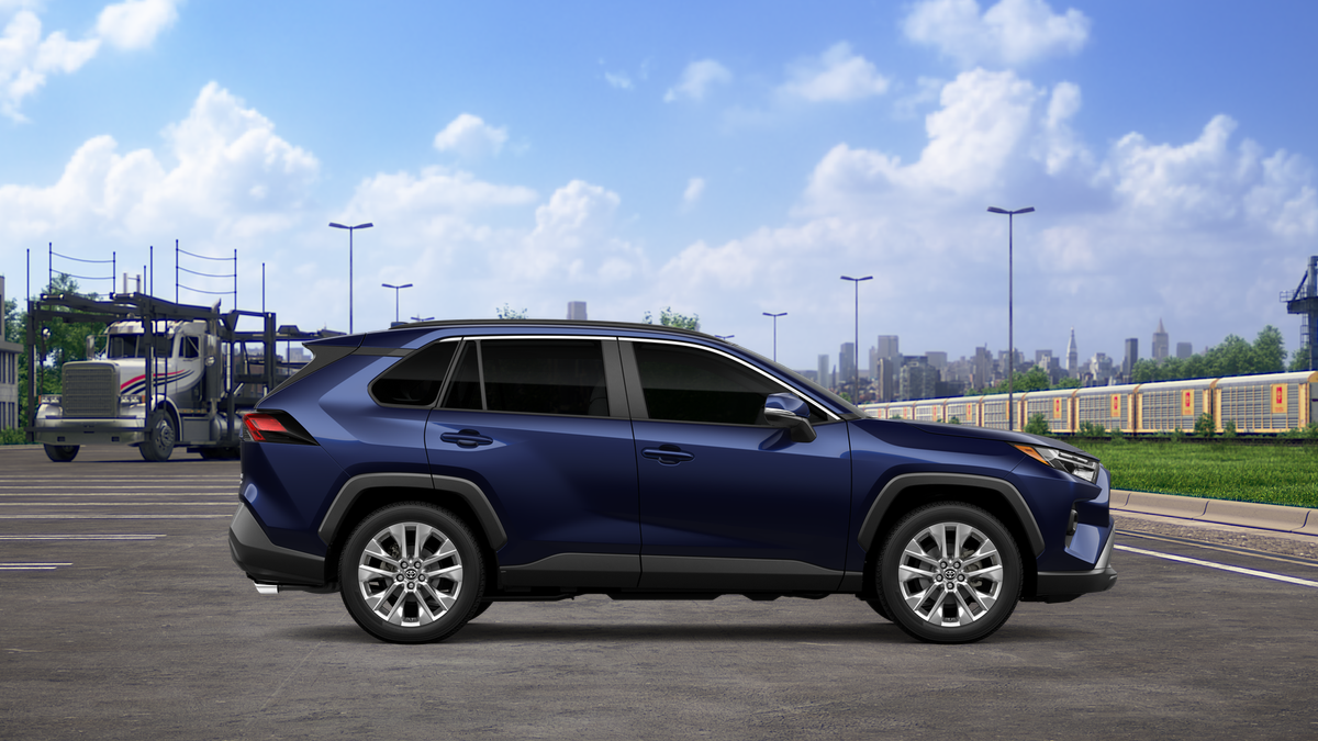 2025 Toyota RAV4 XLE Premium photo 12
