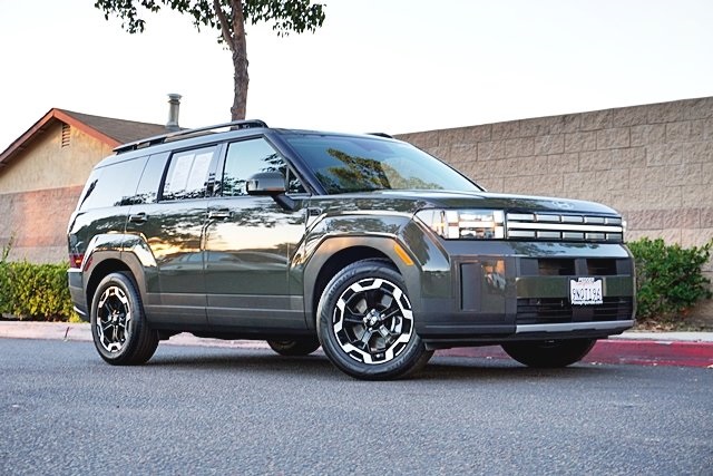 2025 Hyundai Santa Fe SEL's photo