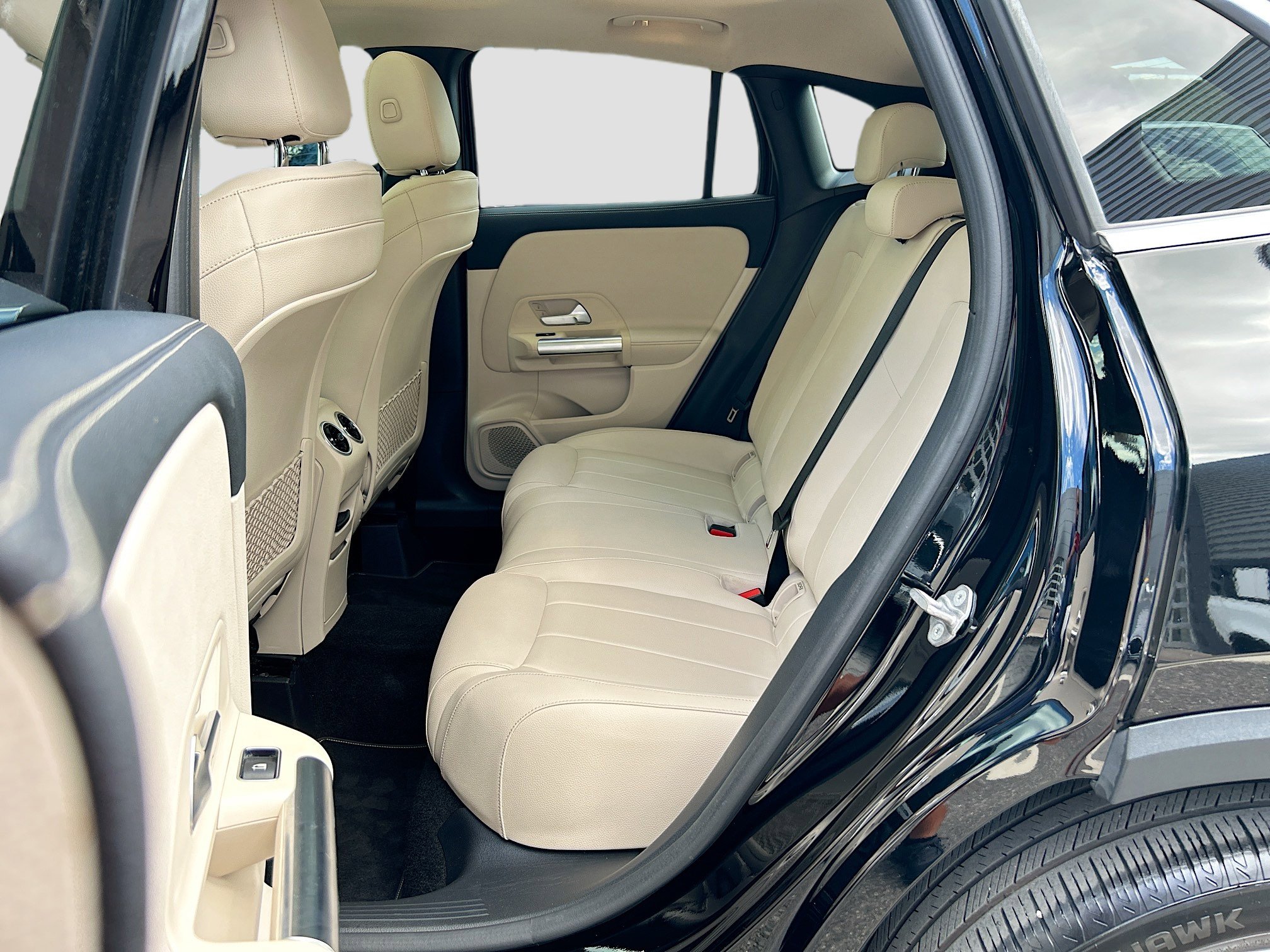 2021 Mercedes Benz GLA 250 photo 14