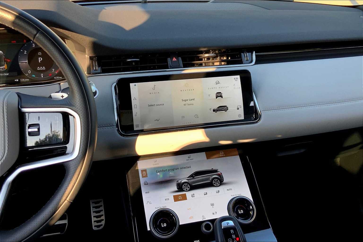 2023 Land Rover Range Rover Evoque R-Dynamic SE photo 5
