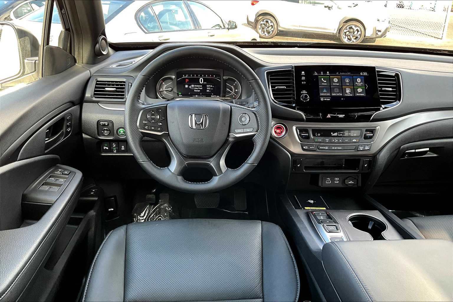 2025 Honda Passport EX-L photo 3