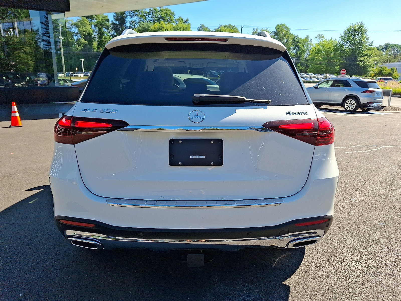 2026 Mercedes Benz GLE 350 4MATIC photo 3