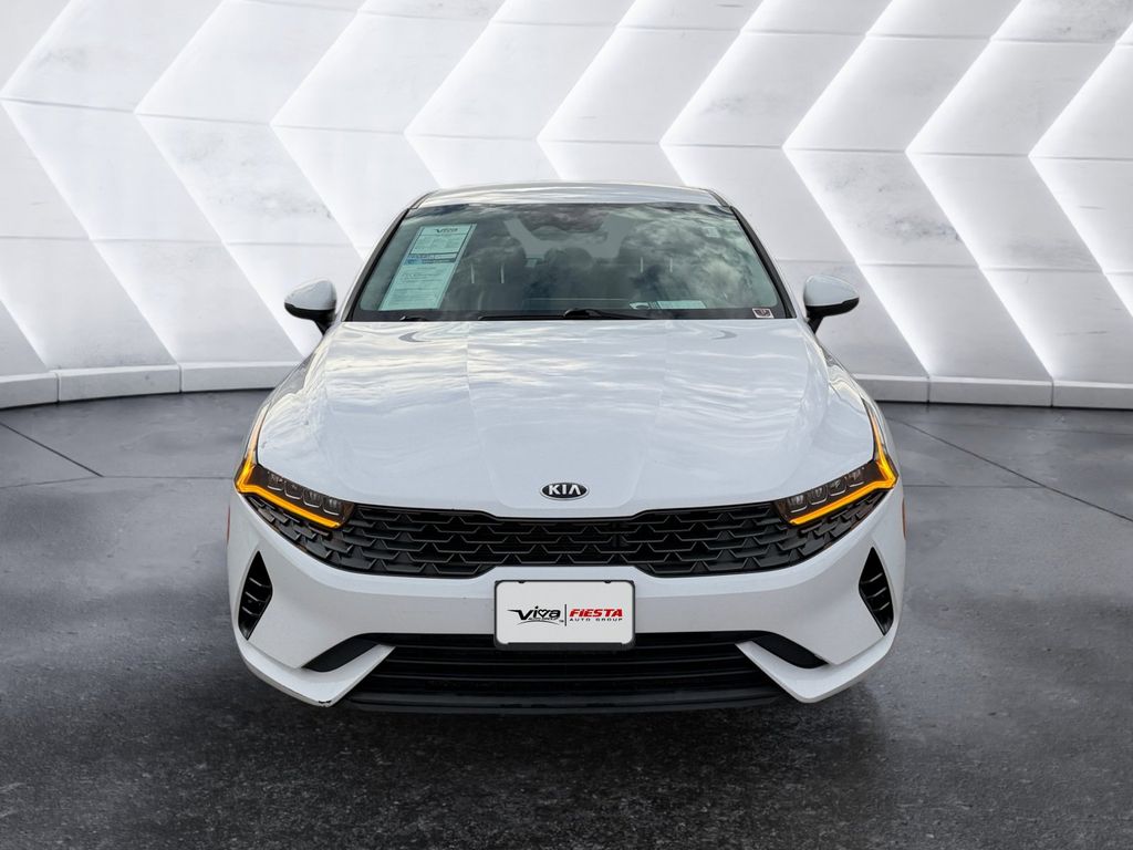 2021 Kia K5 LXS photo 2