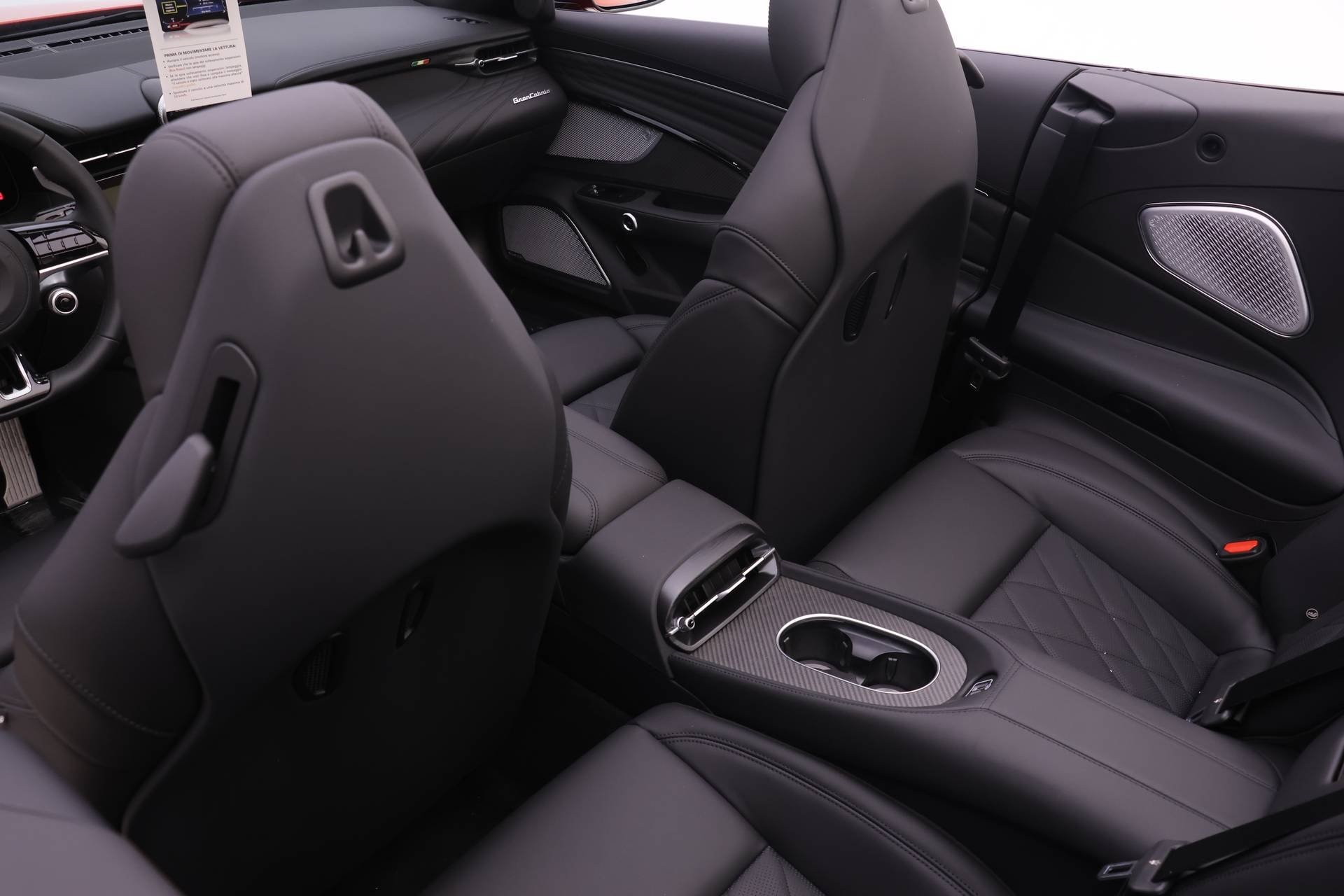 2025 Maserati Grancabrio photo 11