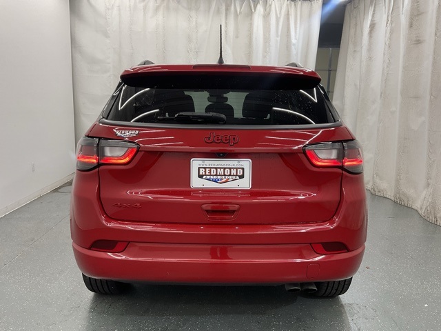 2022 Jeep Compass Red Edition photo 5