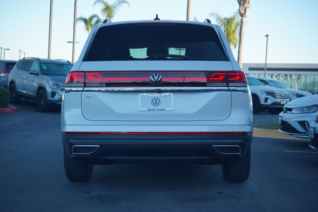 2026 Volkswagen Atlas SE photo 4
