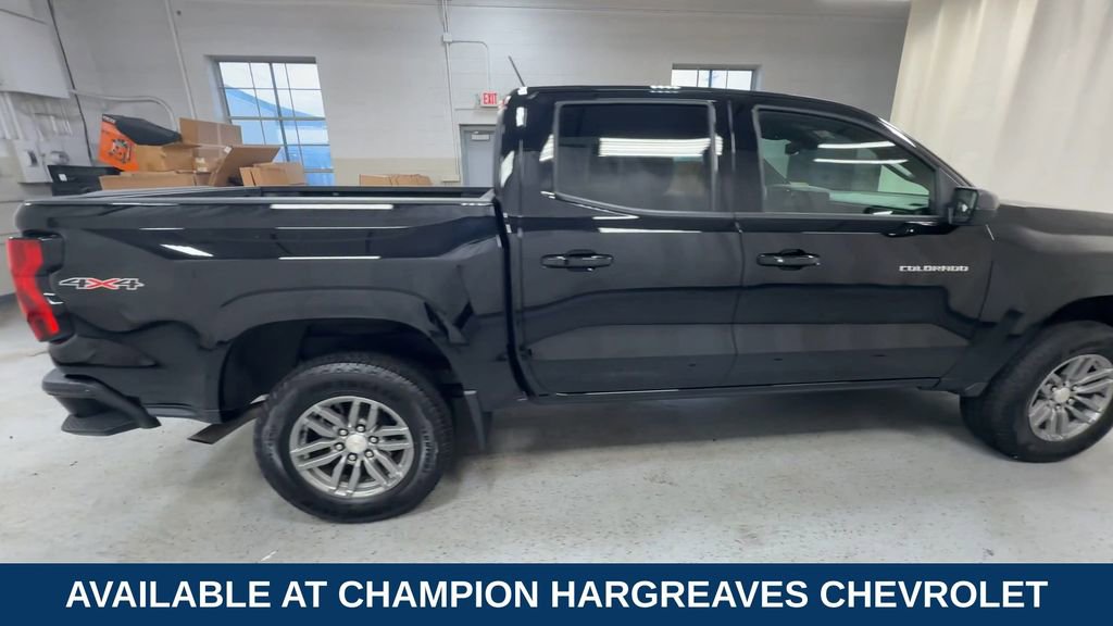 2023 Chevrolet Colorado LT photo 5