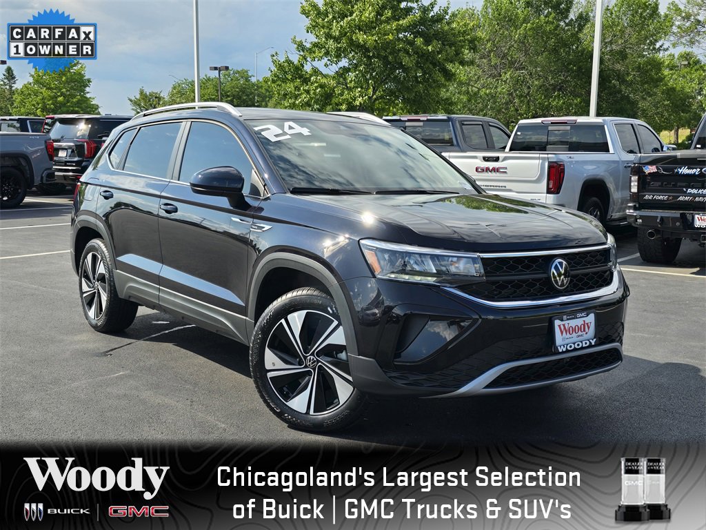 2024 Volkswagen Taos SE photo 2