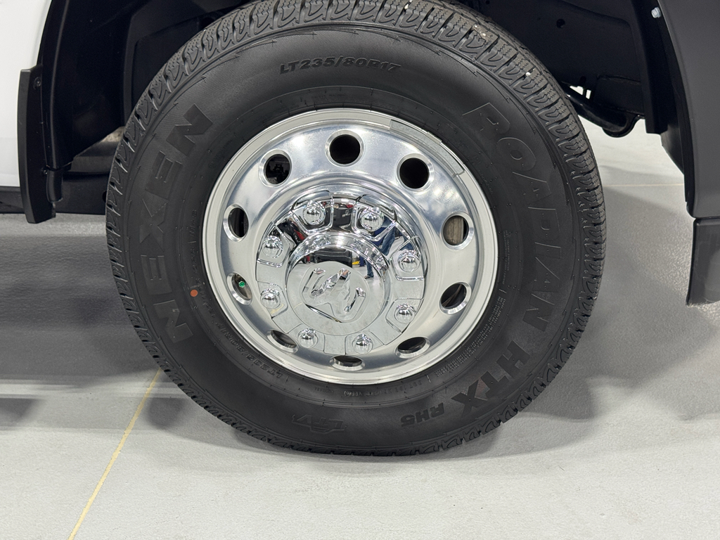 2025 Ram 3500 Tradesman photo 6