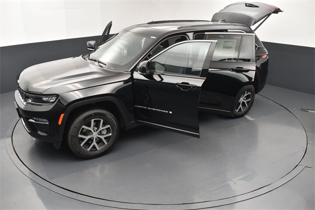 2025 Jeep Grand Cherokee Limited photo 25