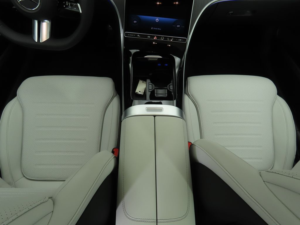 2025 Mercedes Benz C 300 4MATIC photo 16