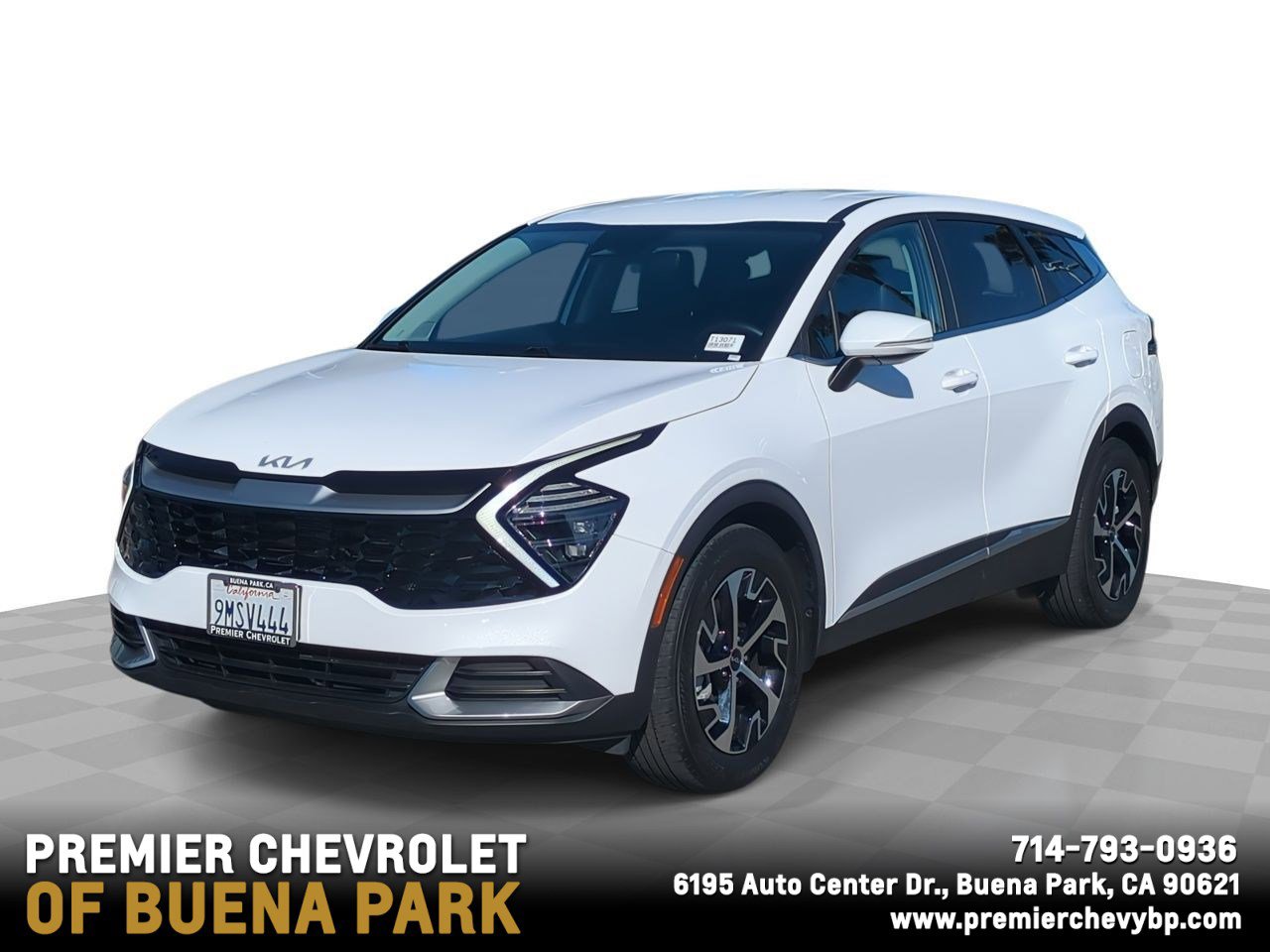 2024 Kia Sportage EX's photo