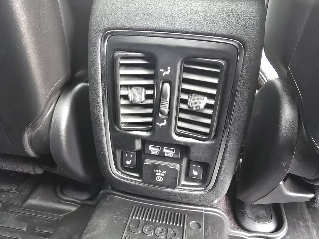 2018 Jeep Grand Cherokee Trailhawk photo 31