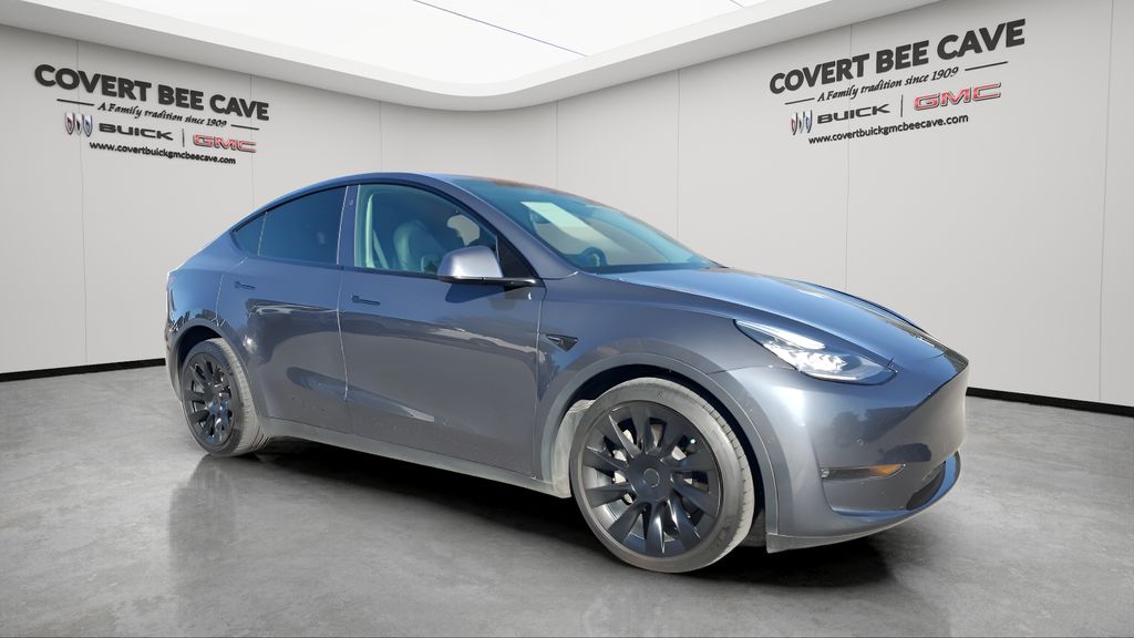 2021 Tesla Model Y Long Range's photo