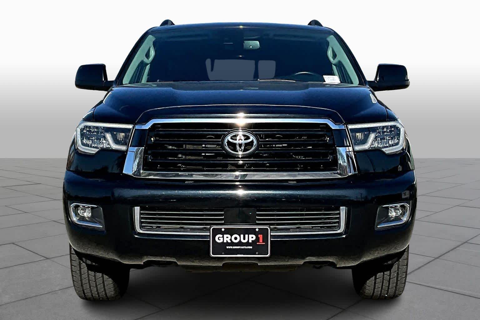 2019 Toyota Sequoia TRD Sport photo 3