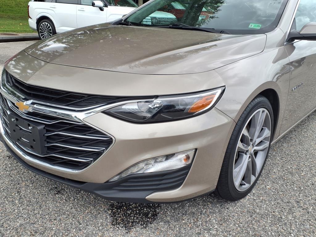 2023 Chevrolet Malibu 1LT photo 3