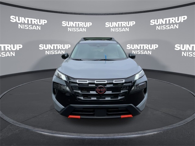 2025 Nissan Rogue SV photo 3