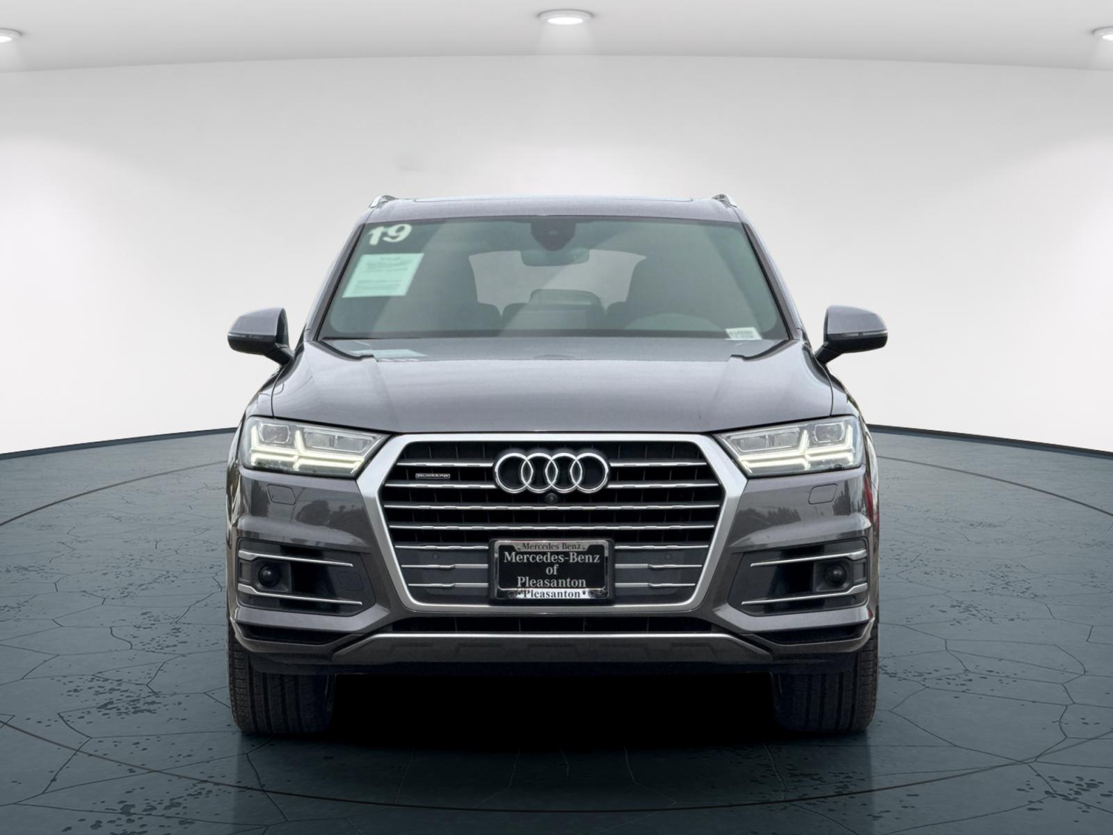 2019 Audi Q7 55 Premium photo 10