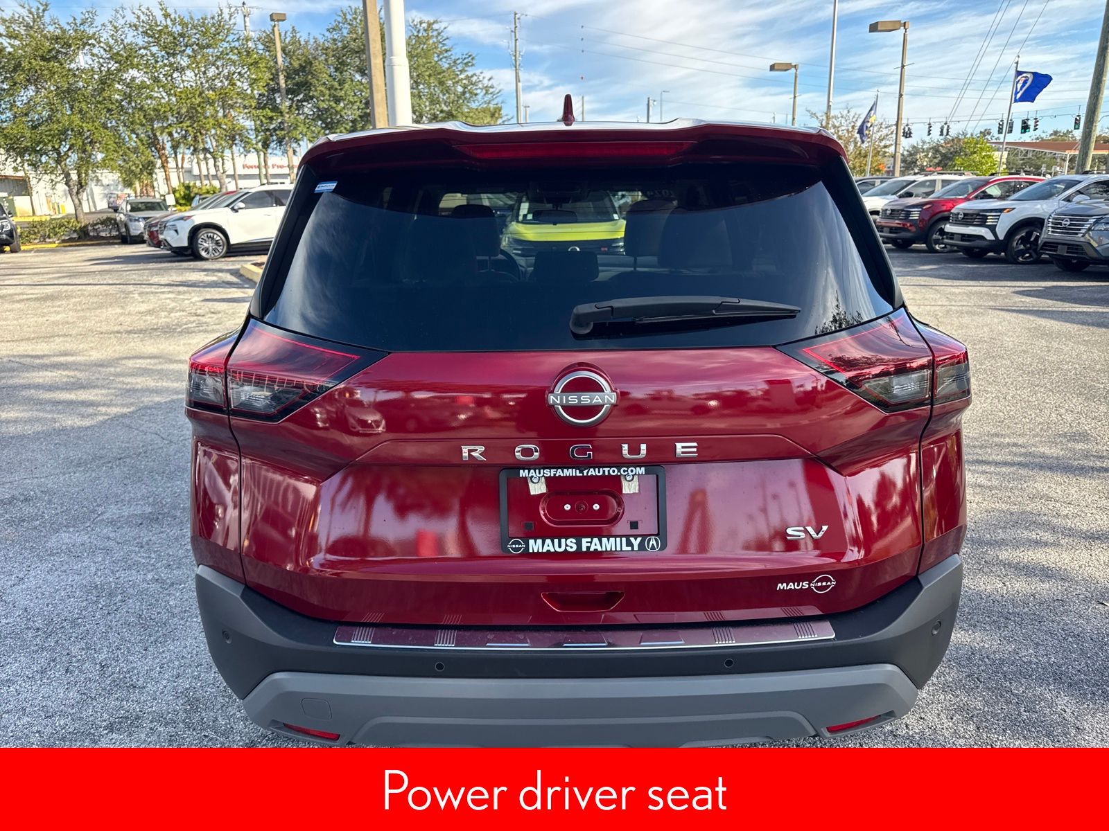 2023 Nissan Rogue SV photo 4