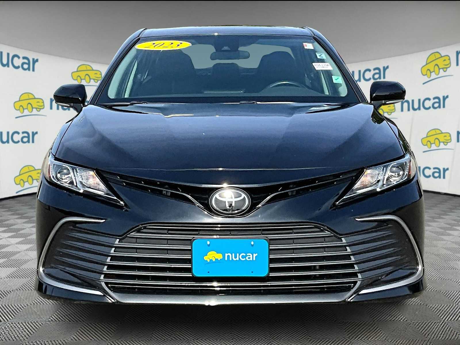2023 Toyota Camry LE photo 2