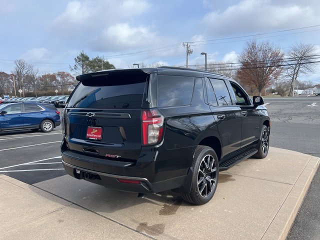 2022 Chevrolet Tahoe RST photo 2