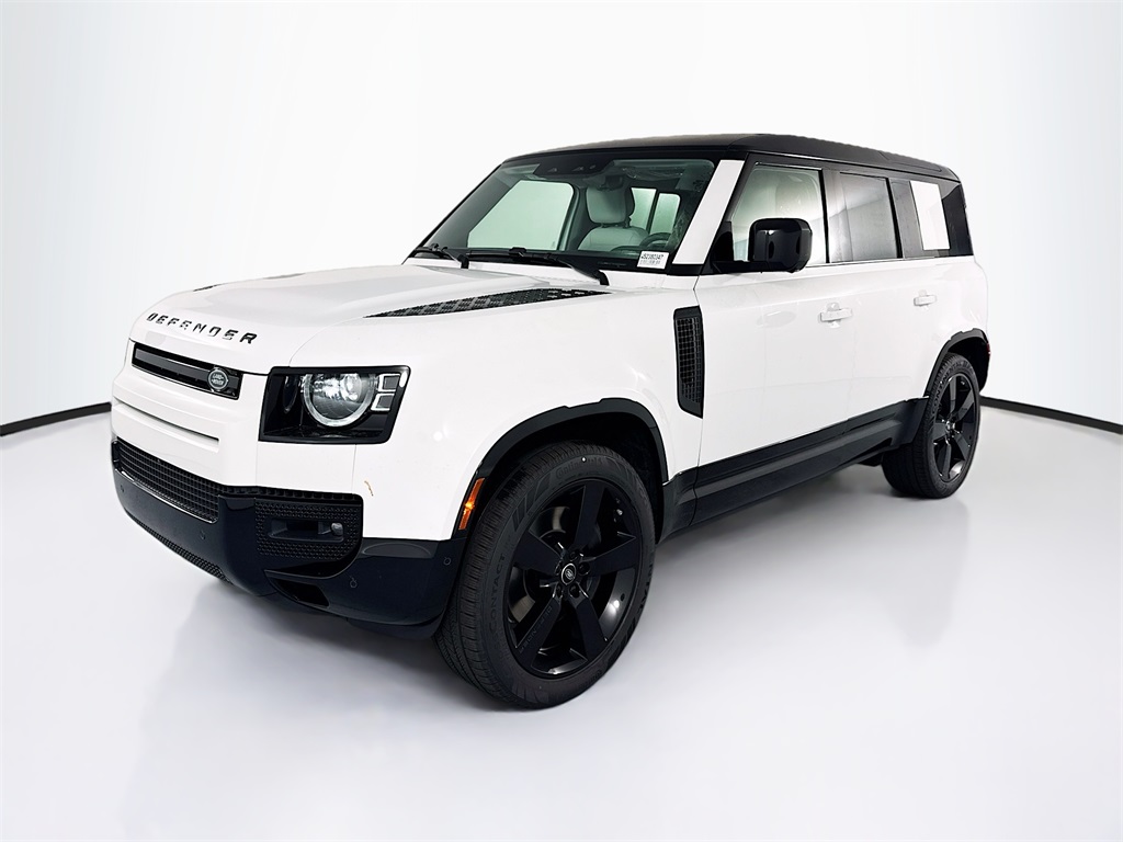 2025 Land Rover Defender X-Dynamic SE's photo
