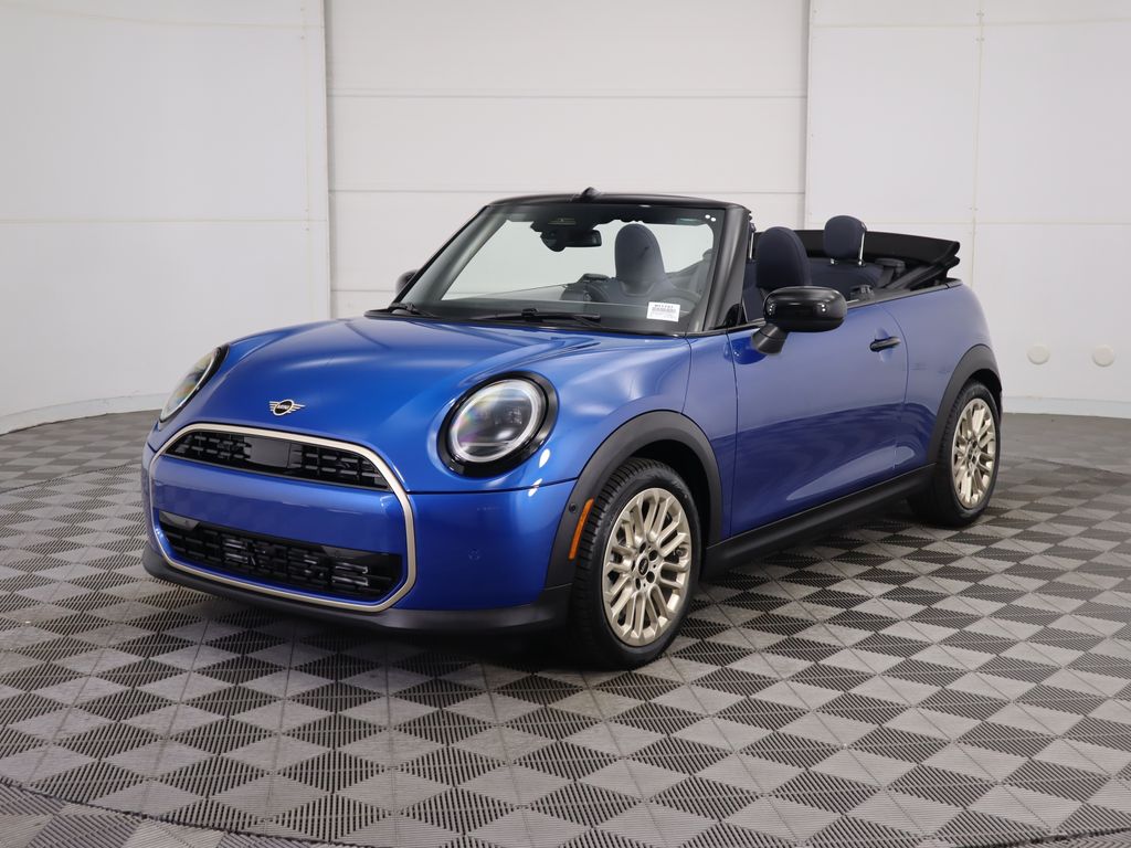 2025 MINI Convertible Base's photo