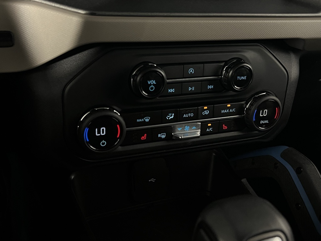2024 Ford Bronco Wildtrak photo 16