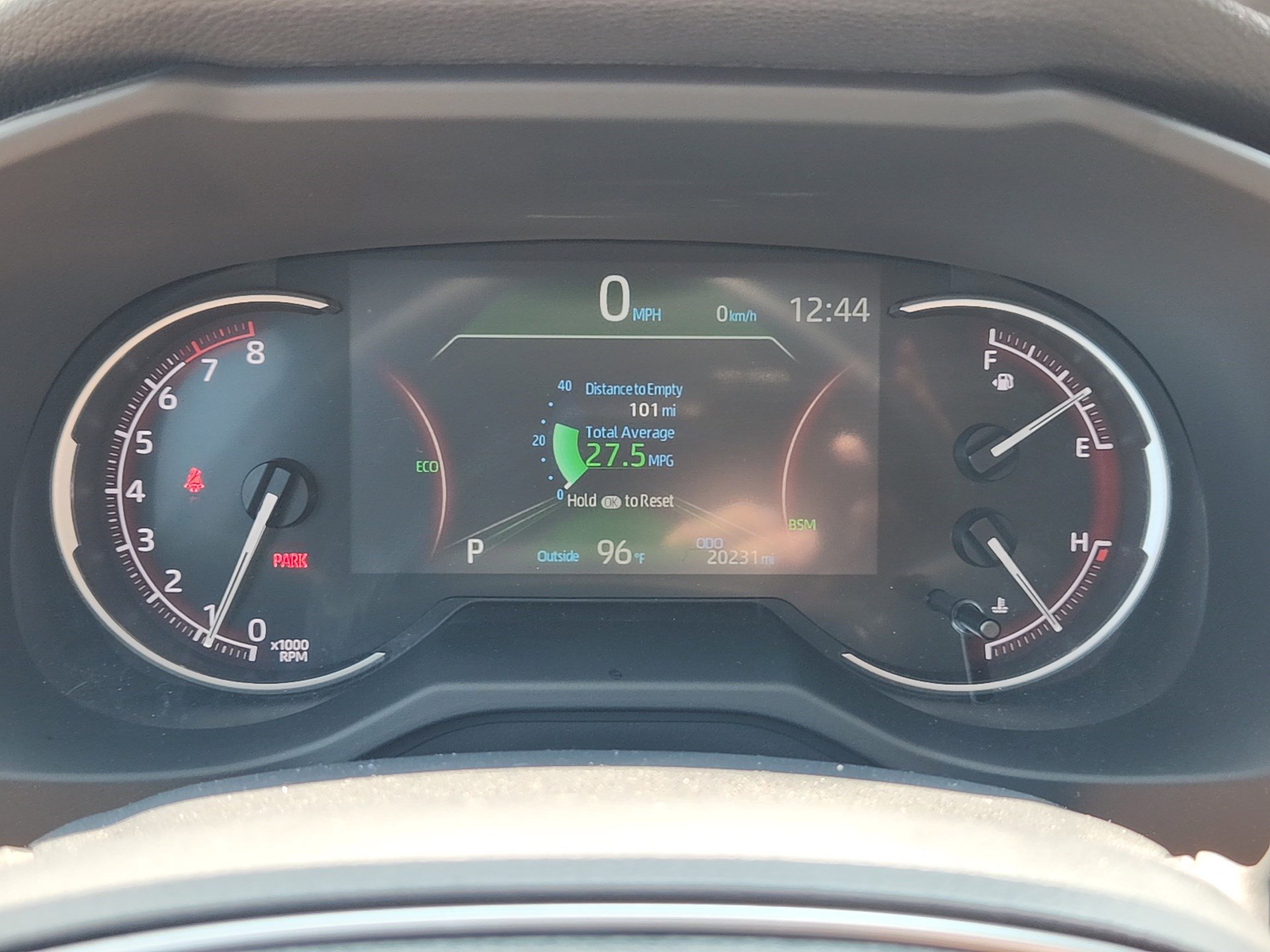 2024 Toyota RAV4 XLE photo 11
