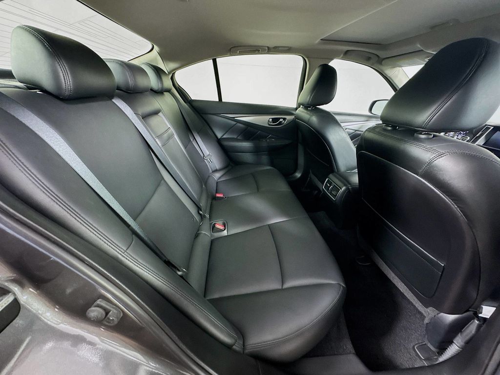 2020 Infiniti Q50 3.0t LUXE photo 32