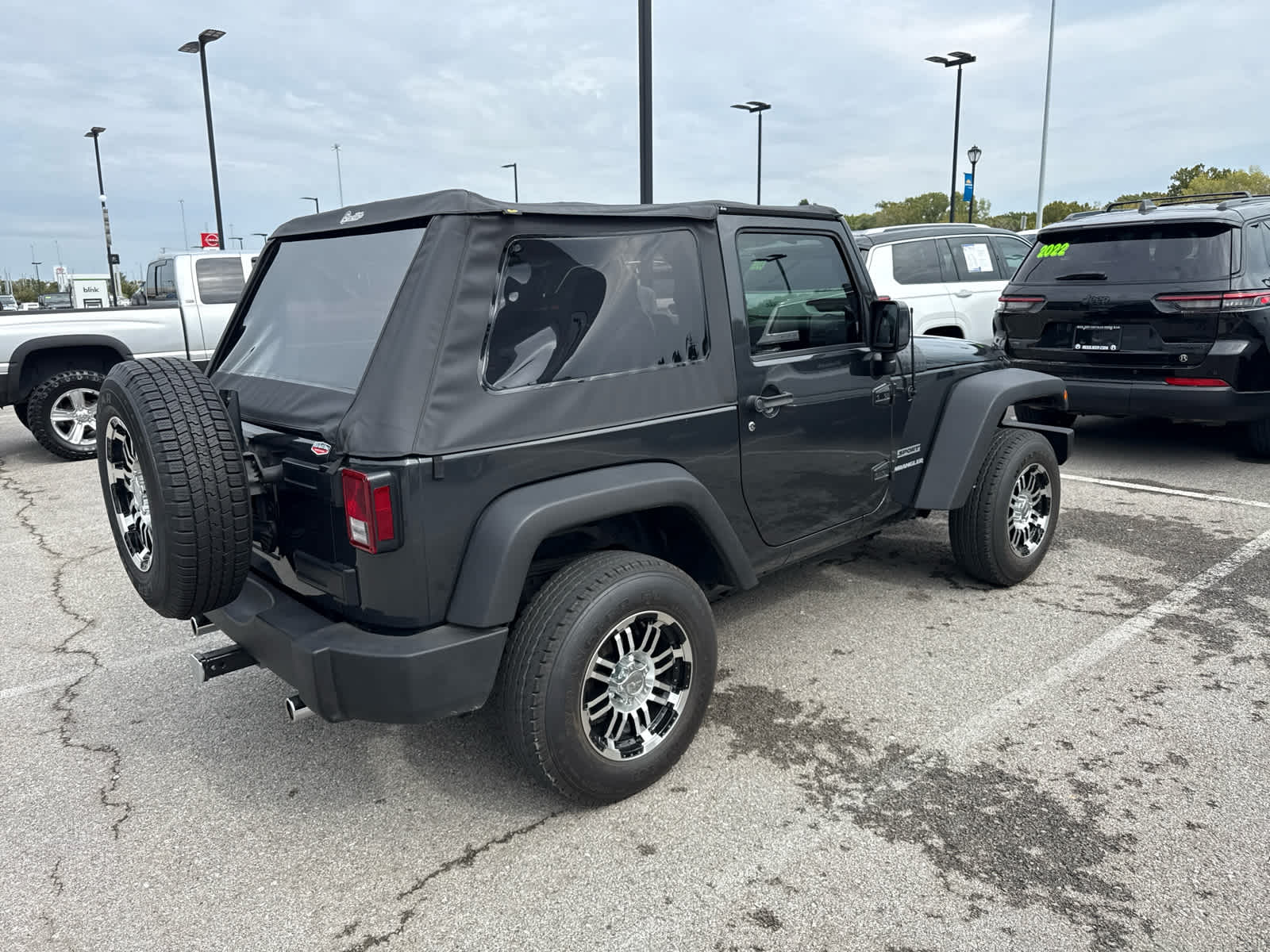 2010 Jeep Wrangler Sport photo 4