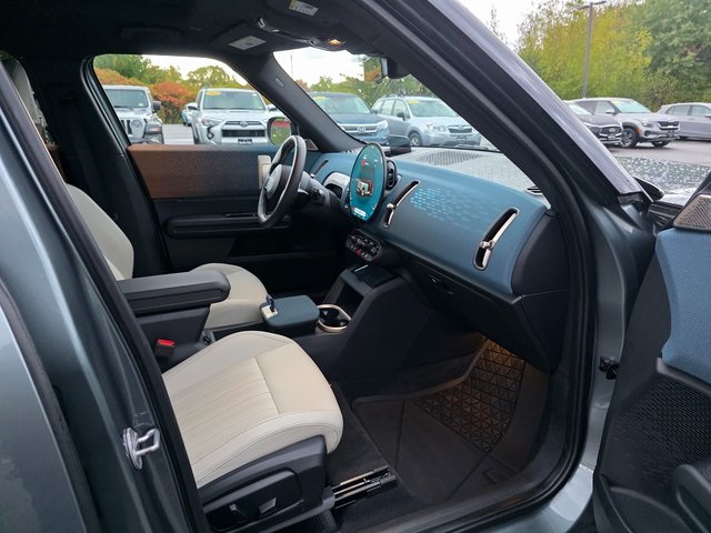 2025 Mini Cooper S ALL4 photo 11